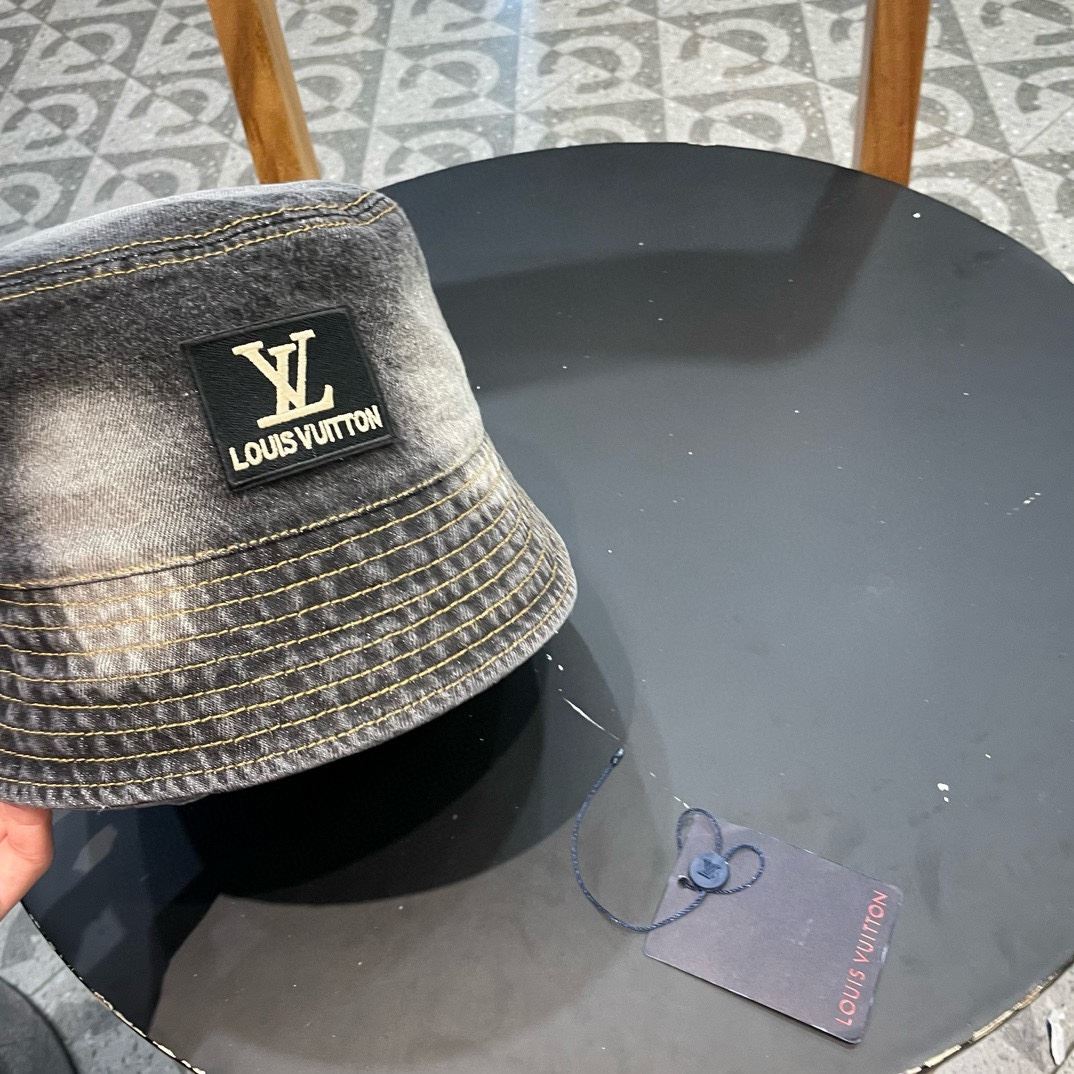 Louis Vuitton Caps